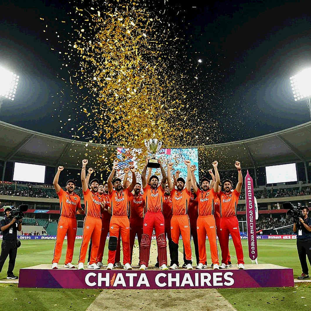 গেবেখায় ইনিংস ও ৩১ রানে জয়: ৪৩ ওভারের টেস্টে বাভুমার হিসাবই ছিল আসল গল্প