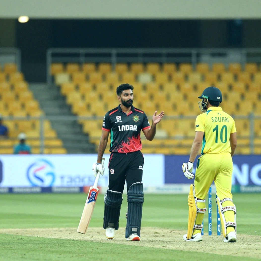 একই দক্ষতা, দশ গুণ দাম: এশিয়ার ফ্র্যাঞ্চাইজি ক্রিকেটে পাসপোর্টই আসল নিলাম একই দক্ষতা, দশ গুণ দাম: এশিয়ার ফ্র্যাঞ্চাইজি ক্রিকেটে পাসপোর্টই আসল নিলাম