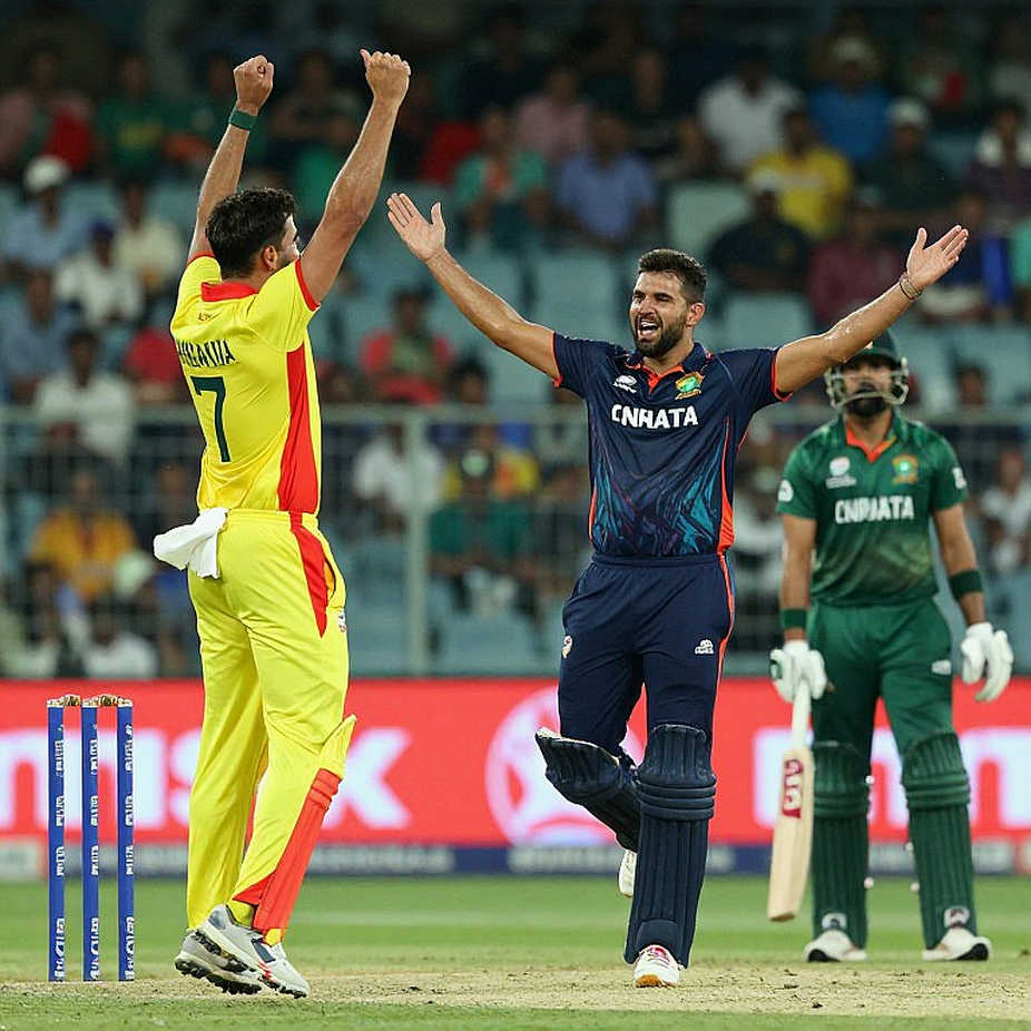 একটি কোচের চিঠি, একটি খালি চেয়ার: পাকিস্তানের সাদা বলের খাতায় নফক থেকে তাইত