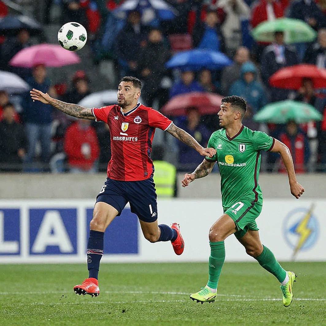 Diego Campillo: El Tri's New Defensive Promise in the Shadow of One Error Diego Campillo: El Tri's New Defensive Promise in the Shadow of One Error