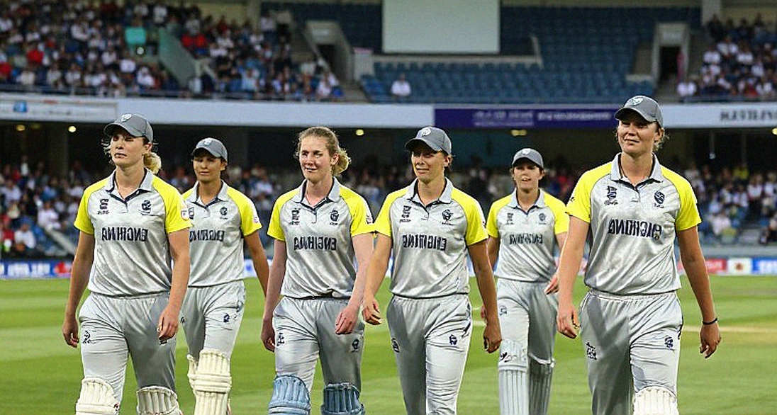 Eight Matches of Sana: Perth Scorchers, Pakistan's Camp and the Uneven Road of Women's Cricket Eight Matches of Sana: Perth Scorchers, Pakistan's Camp and the Uneven Road of Women's Cricket