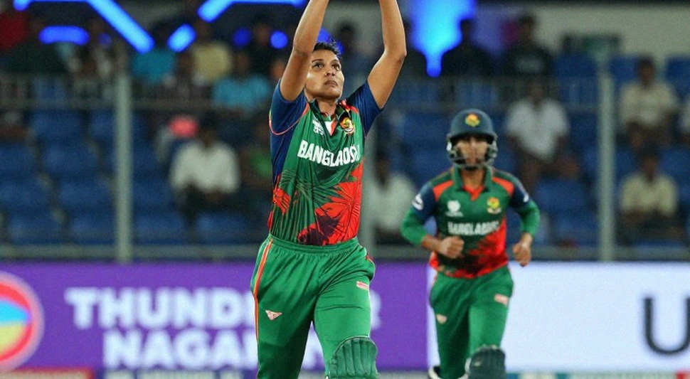 বিপিএলের দরজায় লাহোর কালান্দার্স: দরজার বাইরে যে সম্পদটা অপেক্ষা করছে